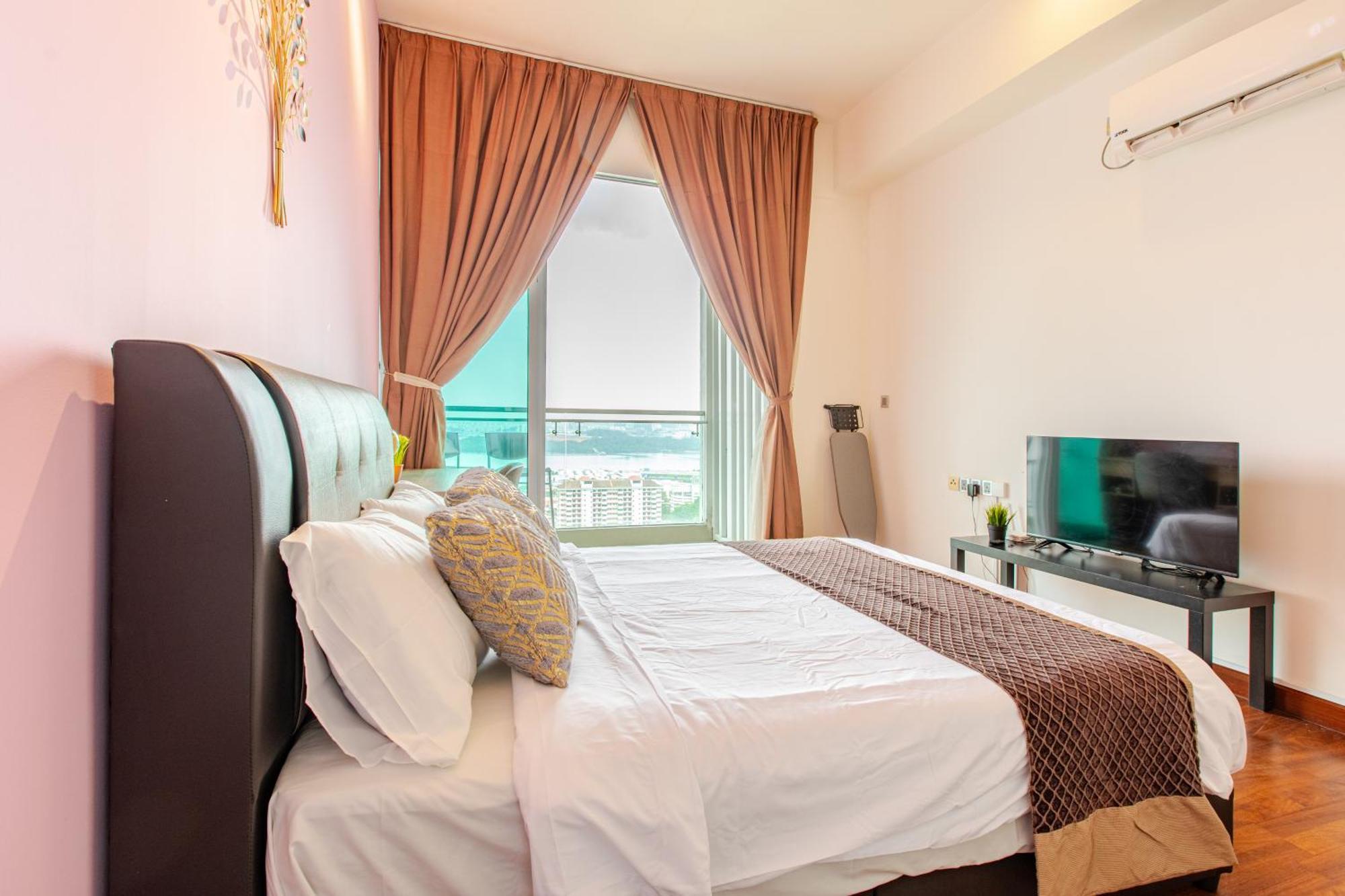 Paragon Suites Studios With Private Jacuzzi Near Ciq Rts Джохор Бахру Екстериор снимка
