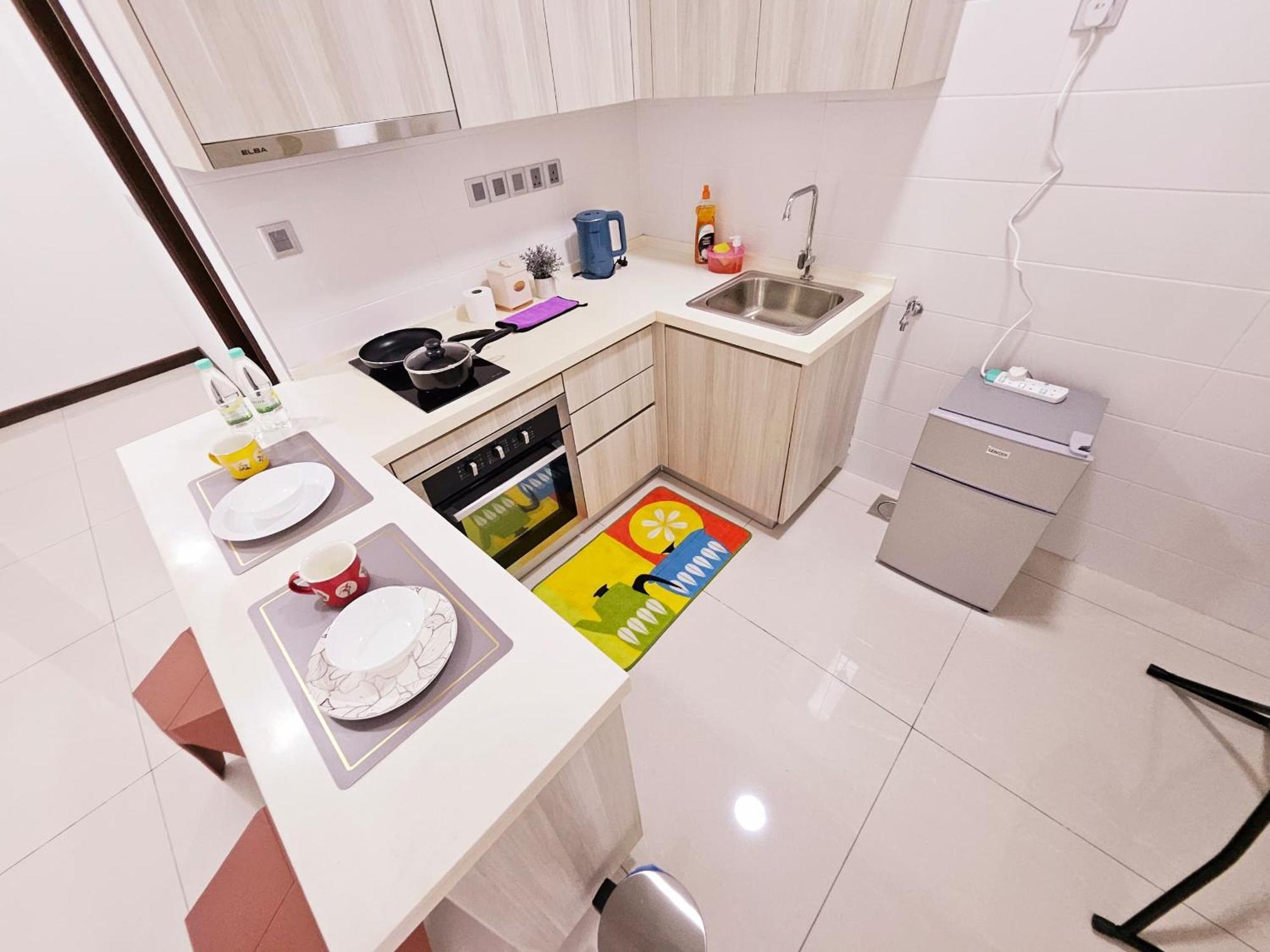 Paragon Suites Studios With Private Jacuzzi Near Ciq Rts Джохор Бахру Екстериор снимка
